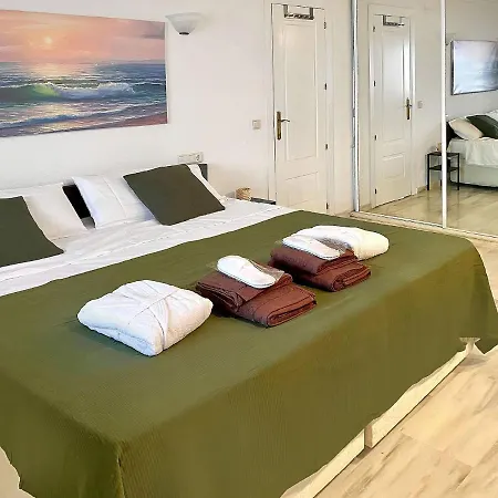 Stunning Sea And Mountains Views Close To The ! Benalmádena