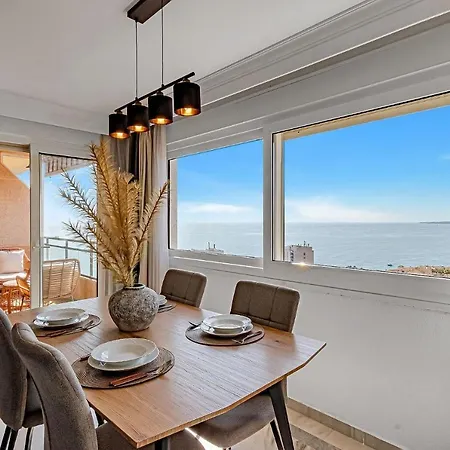 Stunning Sea And Mountains Views Close To The ! شقة *